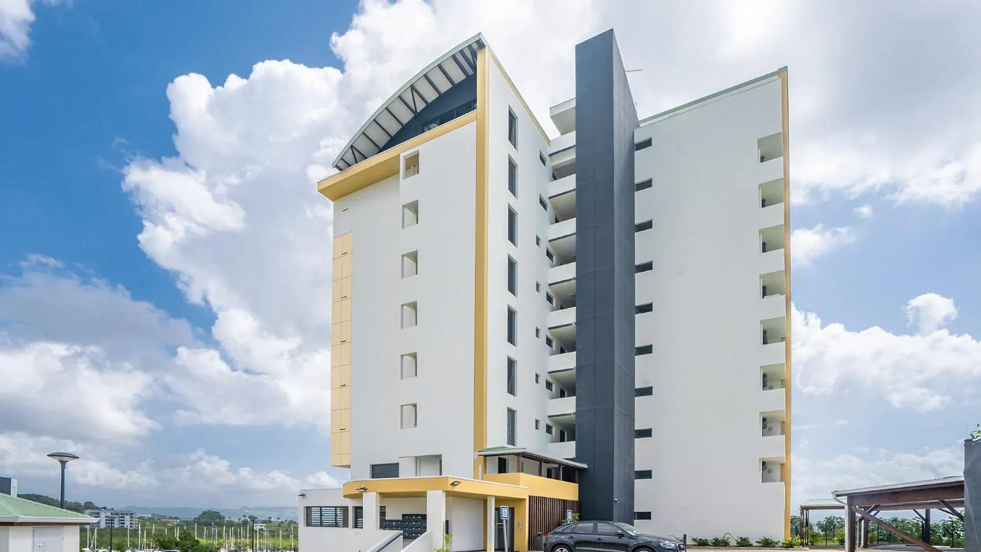 Апартаменты Appartement Sky Blue Фор-де-Франс